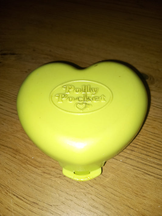 Polly pocket